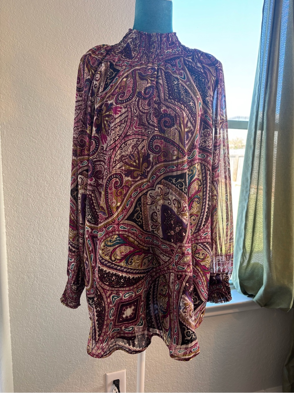 Chico's Paisley Boho Scrolls Smocked Mock Neck Blouse Women Large Pink blue